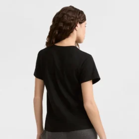 Klassiek T-shirt, ton-sur-ton opschrift op de linkerborst